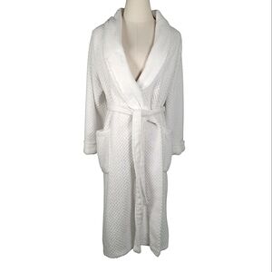Ulta Beauty White Robe Baubble Textured Plush Comfy Bridal Coastal Minimalist  L